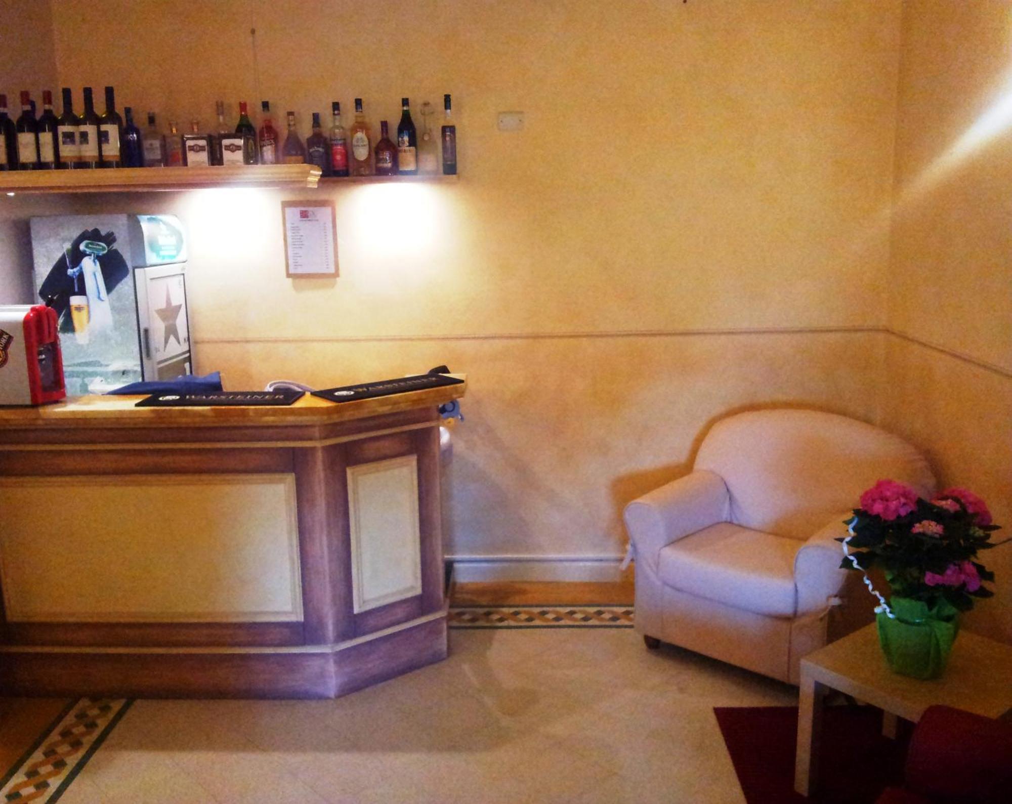 Hotel Sextum Bientina Exterior photo